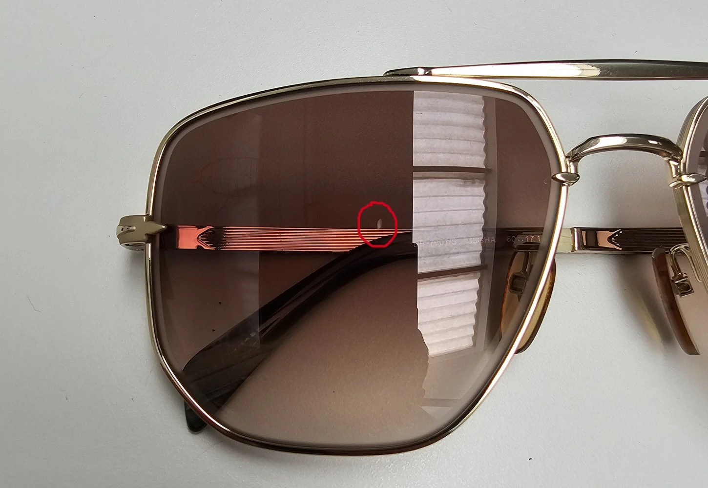 Gold Square David Beckham Sunglasses 6 Gold Square David Beckham Sunglasses - Image 4